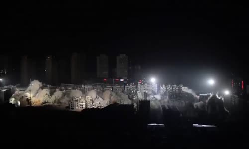 İzlemesi Aşırı Keyifli Şeylerde Bugün- Aynı Anda Patır Patır Patlatılan 19 Bina