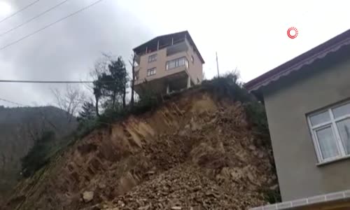 Rize'nin İkizdere ilçesinde heyelan 
