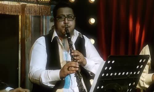 Ömer Danış   Yıkıla Yıkıla  Canlı Performans