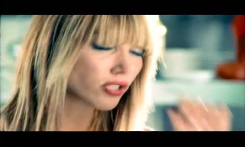 Hande Yener - Kırmızı