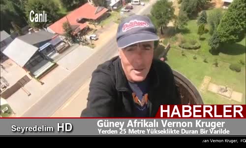 Güney Afrika'da yaşayan Vernon Kruger, #Guinness Rekorlar Kitabı'na girmek için 25 metre uzunlukta bir direğin üzerine yerleştirdiği fıçının içerisinde yaşıyor.