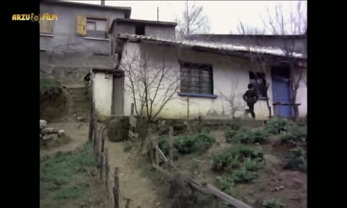 Tarık Akan   Piç Kurusu