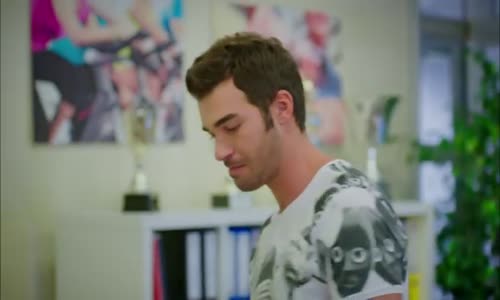 Çilek Kokusu 12. Bölüm  Sen Ne Vicdansızsın