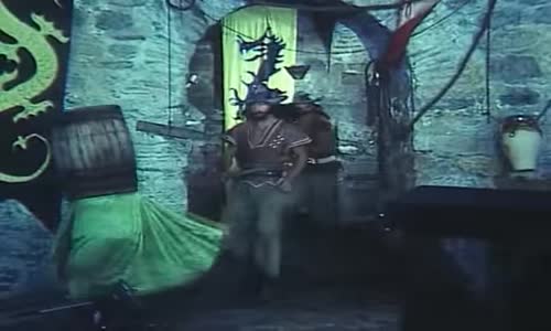 Evvela Çizmelerimi Çıkarın