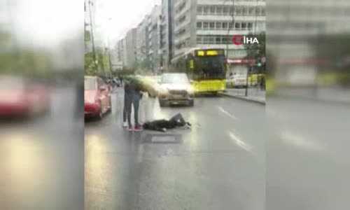 Kendini Araçların Önüne Atarak Bayılma Numarası Yapan Dilenci Böyle Görüntülendi