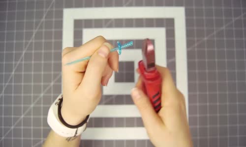 Game of Thrones'un Demir Taht'ı Şarj İstasyonu Oldu