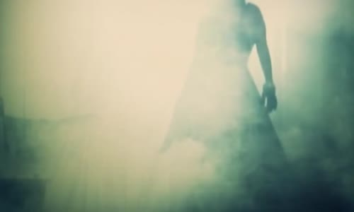 Ebru Polat  Mutlu Ol Yeter (Official Video)