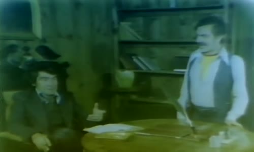 Aydemir Akbaş  Misafir Umduğunu Değil Bulduğunu Yer 