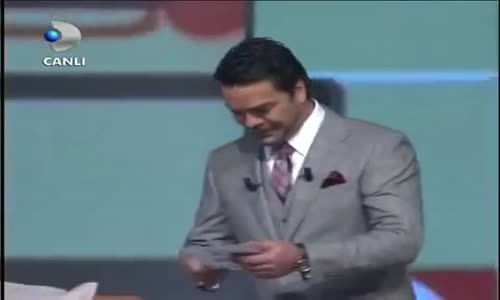 Kadir Doğulu Burak Özçivit Beyaz Kim Daha Yakışıklı