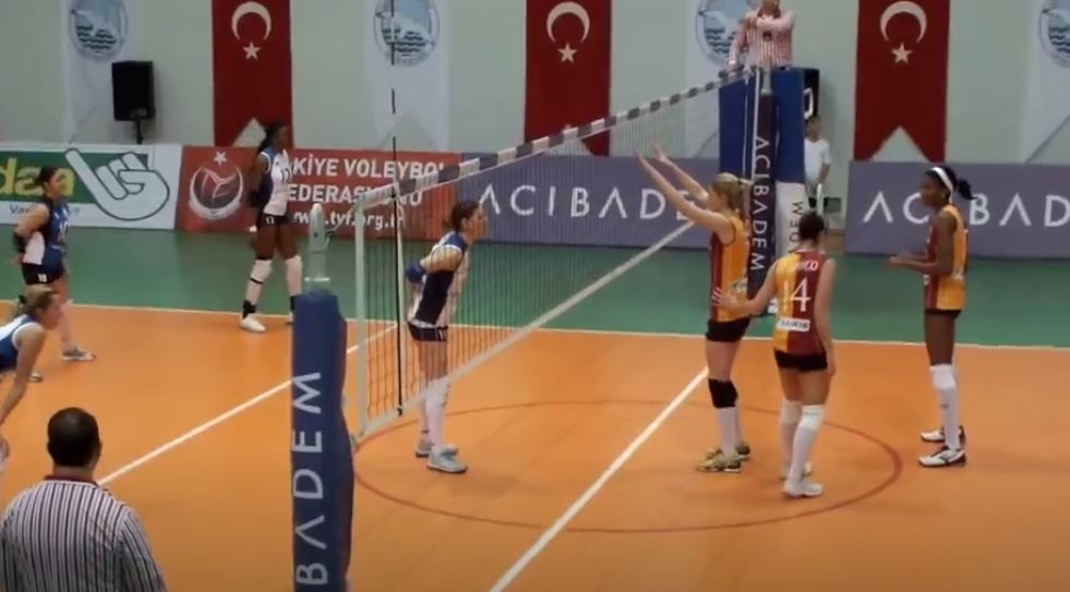 Sarıyer-Galatasaray Bayan Voleybol Maçı