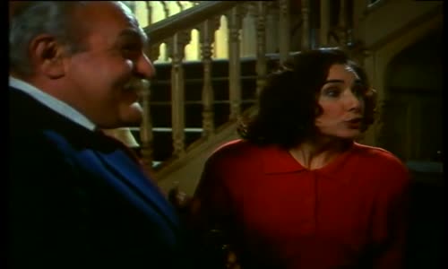 Çok Güzel Kalçaları Var