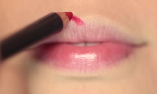 Sıcak Seksi Kırmızı Dudaklar İçin 