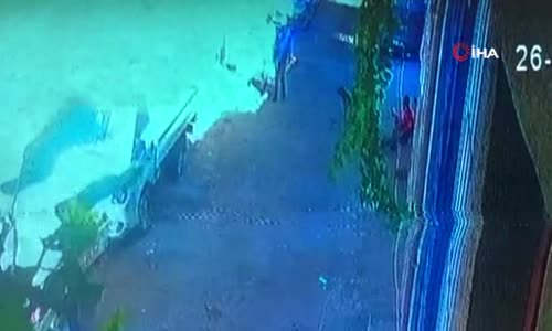 İş adamının el ve ayaklarını bağlayarak paralarını böyle gasp ettiler