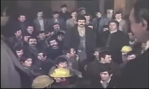 Cüneyt Arkın Tarık Akan Maden Filminden Bir Sahne