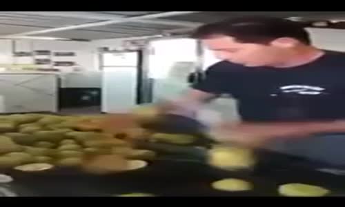 Havada Seri Bir Portakal Kesme Yöntemi!