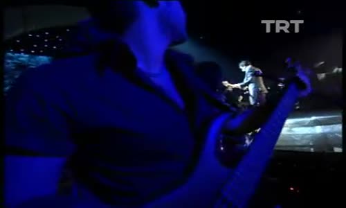 Erhan Güleryüz-Beni Köyümün Yagmurlarında Yıkasınlar İzle