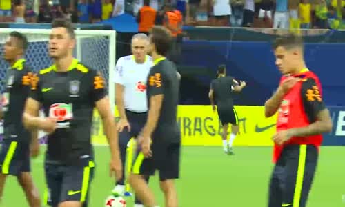 Neymar ve Gabriel Jesus Şov Yaptı