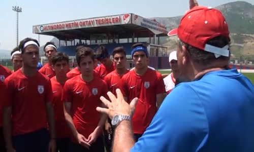 Altınordu'lu Gençten Yıldız Futbolcuları Utandıracak Sözler