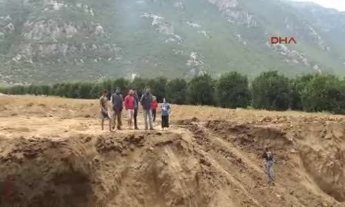 Arazi Kazısında Ortaya Çıktı  2 Bin 400 Yıllık