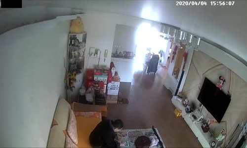 Evde Aküyü Şarj Ederken Patlaması 