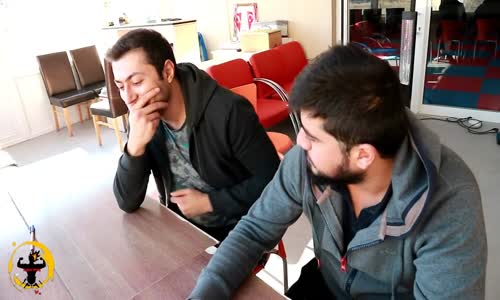 Enseye Şaplak Vurma Şakası 