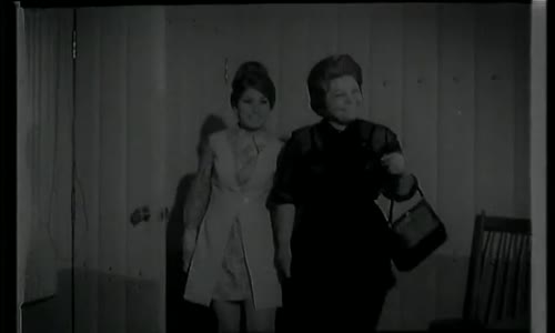 Eyvah Yakalandık Mı