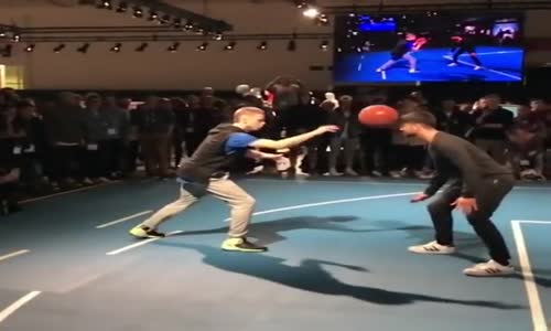 Top Hakimiyetinde Oldukça İyi.