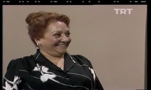 Adile Naşit Ve Münir Özkul'un Fuar Anısı izle