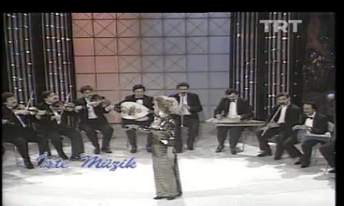 Müşerref Akay-Sensen Menim Dilberim İzle