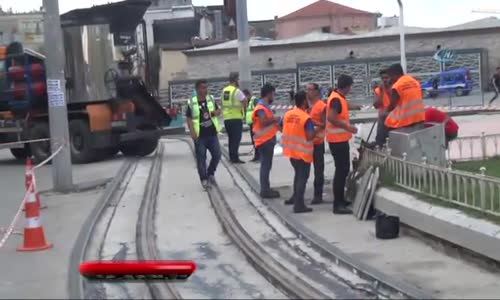 Nostaljik Tramvayın Yenilenen Raylarına Özel Köprü Asfaltı 