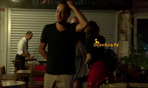 Hazal Kaya Bebeğine Kavuşacağı Günü Bekliyor