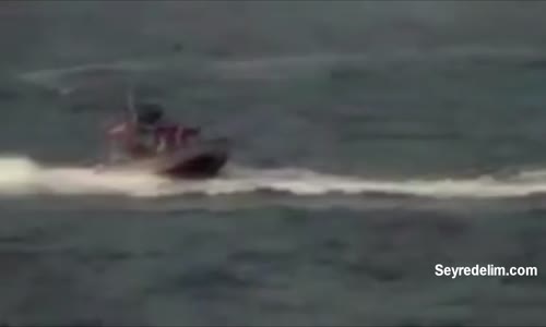 İran Gemisi Abd Helikopterine Silah Doğrulttu