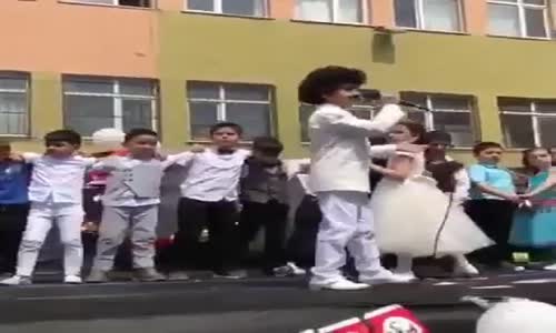 Müslüm Gürses'li 23 Nisan Kutlaması