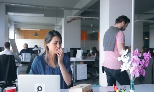 Yalnızca Kitap Kurtlarının Anlayabileceği 10 Durum - Onedio