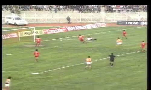 1988-1989 Sezonu Malatyaspor-Adanaspor Maç Özeti İzle