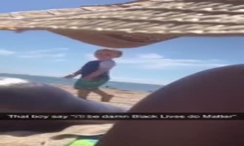 Bronzlaşan Kadın Poposu ile Karşılaşan Ufaklığın Şaşkınlığı 