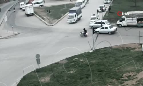 Şanlıurfa'da kaza anları kamerada 