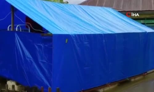 Endonezya'da sel felaketinde ölenlerin sayısı 25'e ulaştı 