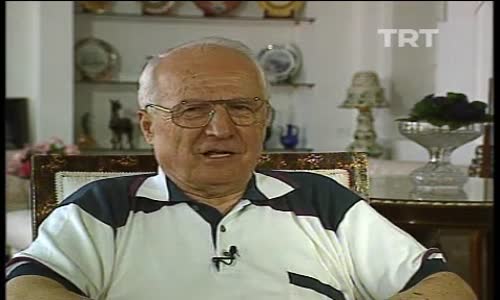 Kenan Evren'in 4 Kasım 1983 Tarihli Konuşması Hakkındaki Röportajı izle