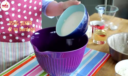 Yumuşacık Kabarmış Kek Tarifi