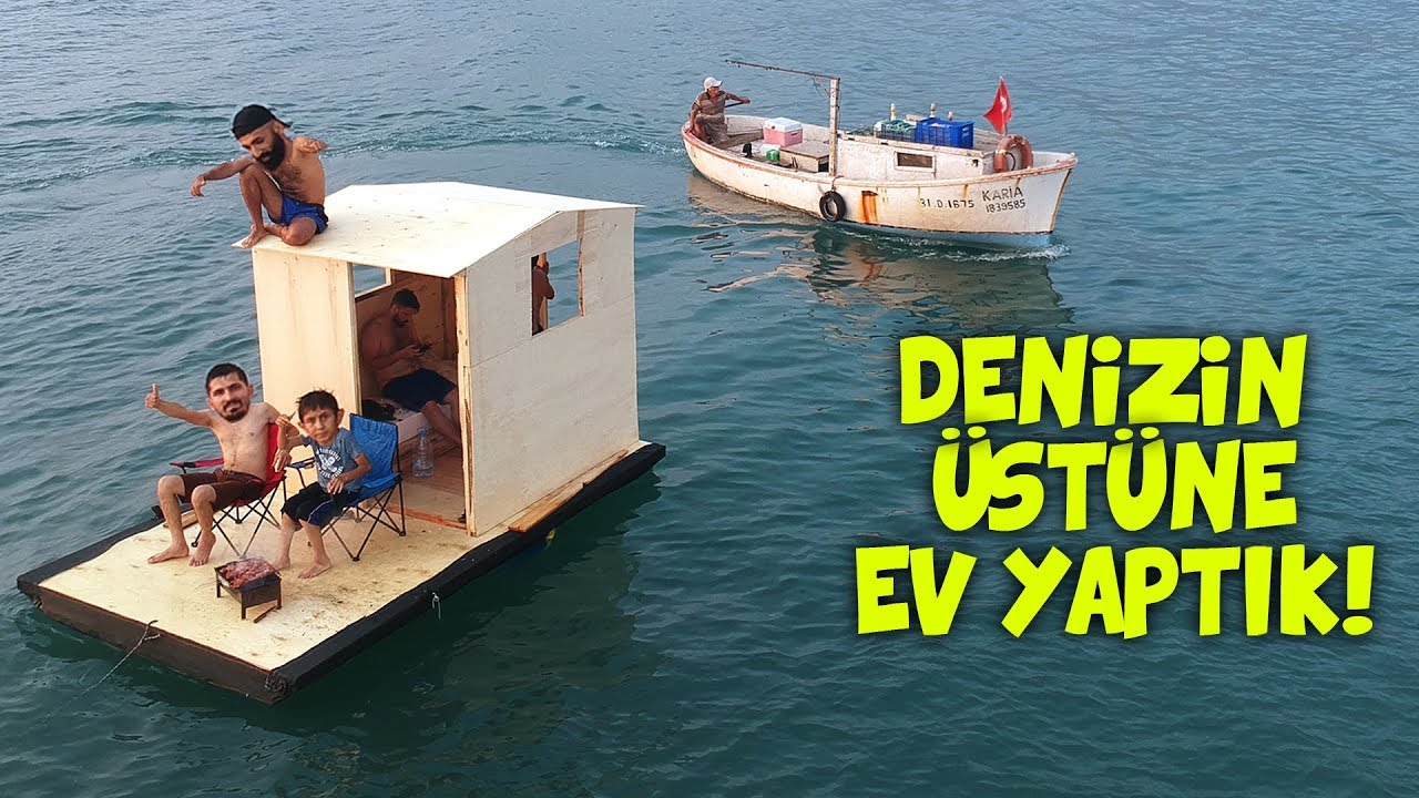 Denizin Üstünde Giden Ev Yaptık - Facia Üçlü