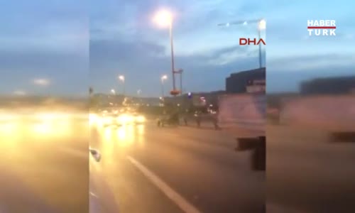 E-5 te Hız Denemesi Yapan At Arabası