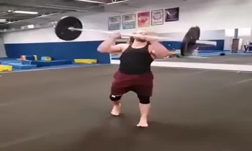 60 Kiloluk Halter ile Takla Atmak