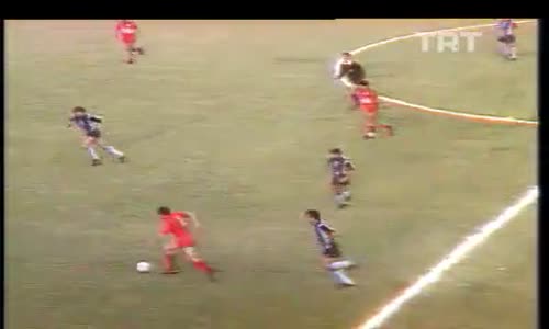 1987-1988 Sezonu Adana Demirspor-Malatyaspor Maç Özeti İzle