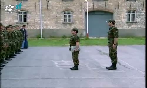 Emret Komutanım - Zehirli Varil Temizliği İçin 4 Gönüllü Asker Bulundu