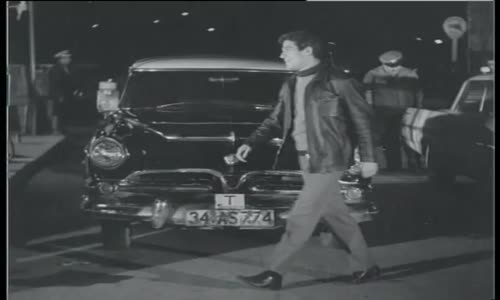 Yakışıyorlar Da Birbirlerine