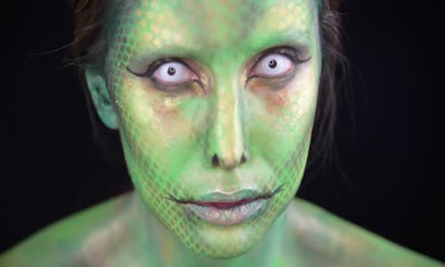 Cadılar Bayramı Yılan Makyajı 