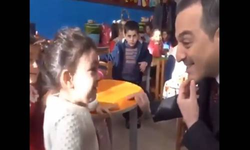 Valiye En Samimi Cevabı Veren Ufaklık