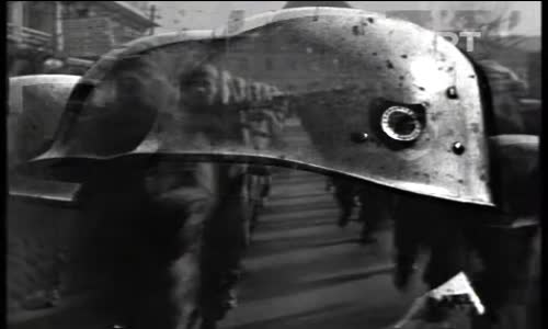 Bunalımlı Yıllar 2.Bölüm İzle