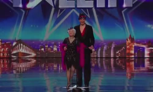 Dansçılarla Önce Dalga Geçtiler Sonra Jüri Ve İzleyenler Şok Oldu